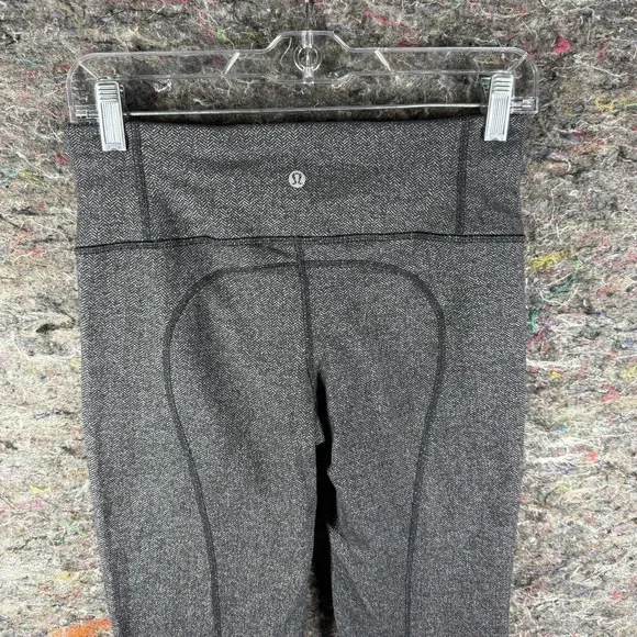 Lululemon Leggings Women 6 Gray Herringbone Crop High Rise Athletic - Picture 5 of 12